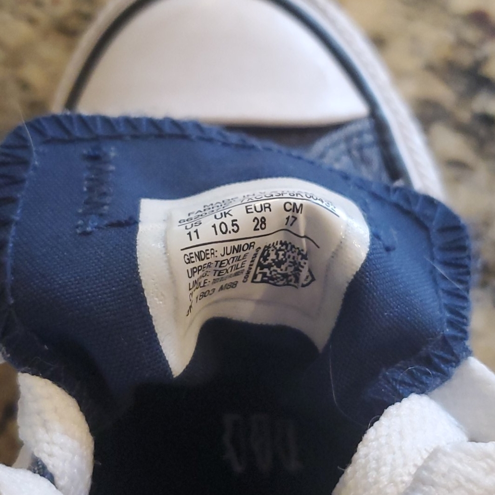 Converse - Picture 4 of 5